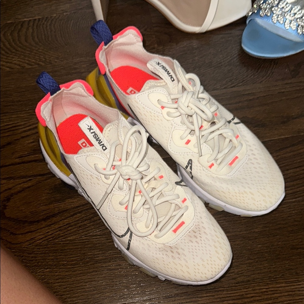 Women's White and Pink Athletic Shoes
